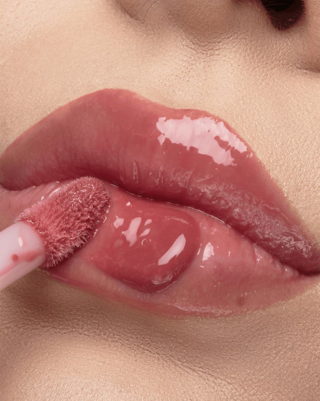 KIKO Golden Oasis 3D Hydra Lipgloss – Buy 1 Get 1 Free
